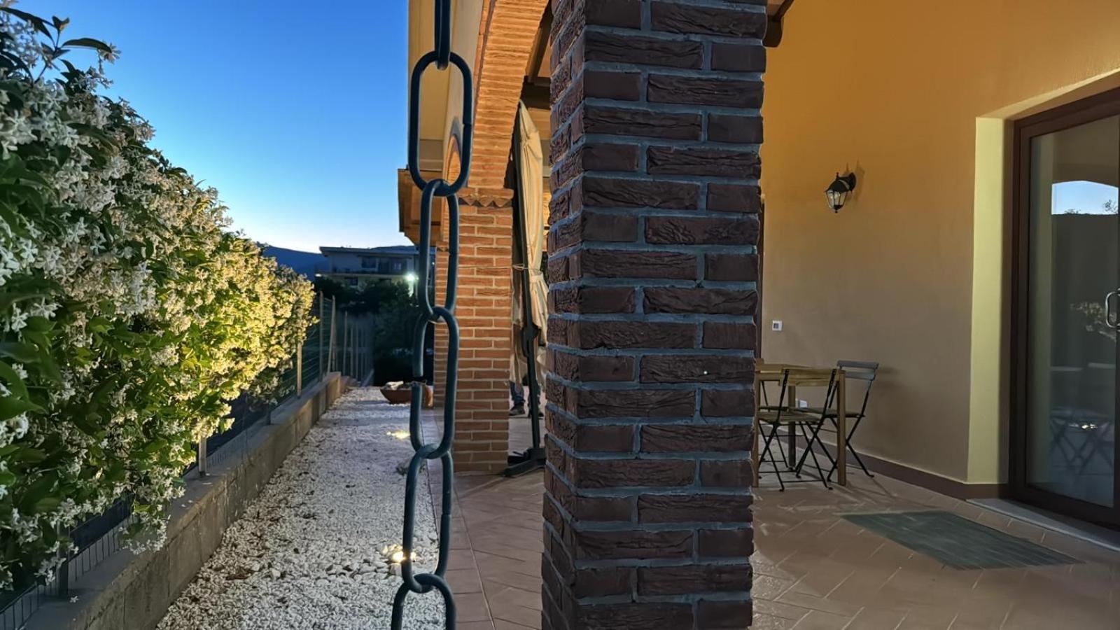 Agriturismo Il Giardino Degli Olivi Appartamenti Кастильоне-делла-Пеская Экстерьер фото
