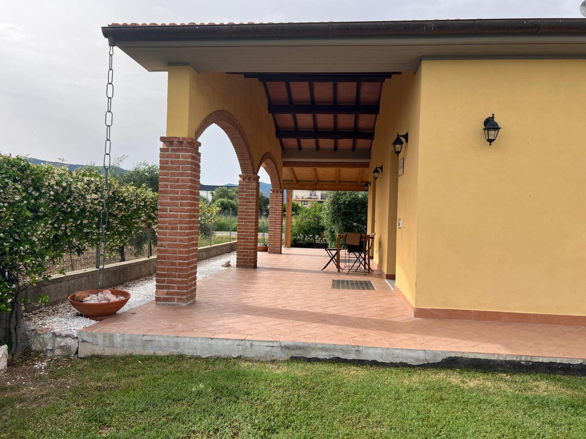 Agriturismo Il Giardino Degli Olivi Appartamenti Кастильоне-делла-Пеская Экстерьер фото